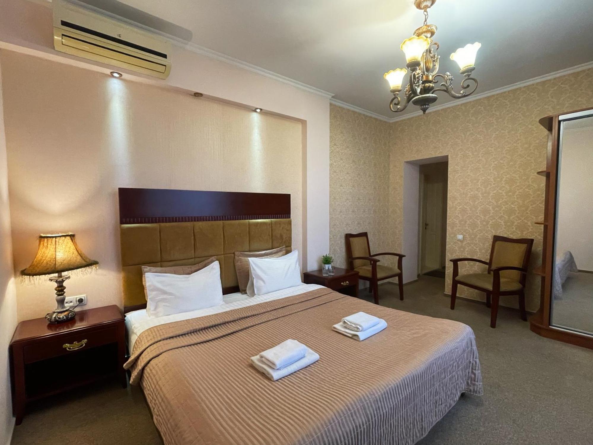 Київські Ночі Hotel Екстериор снимка