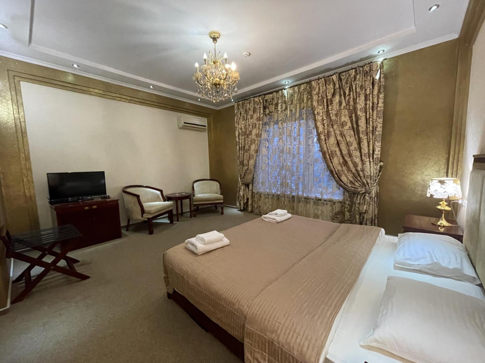 Київські Ночі Hotel Екстериор снимка